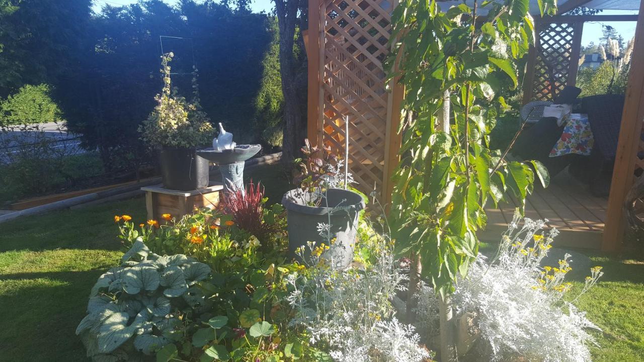 By The Sea Bnb, Sidney Victoria Bc Buitenkant foto
