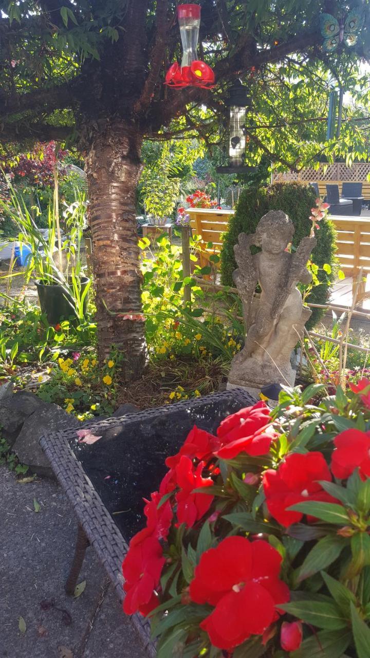 By The Sea Bnb, Sidney Victoria Bc Buitenkant foto